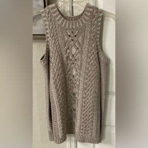 BCBG Max Azaria Women’s Cold Shoulder Metallic Cable Knit L/S Sweater-XS-EUC
